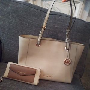 Brand new Michael Kors matching set